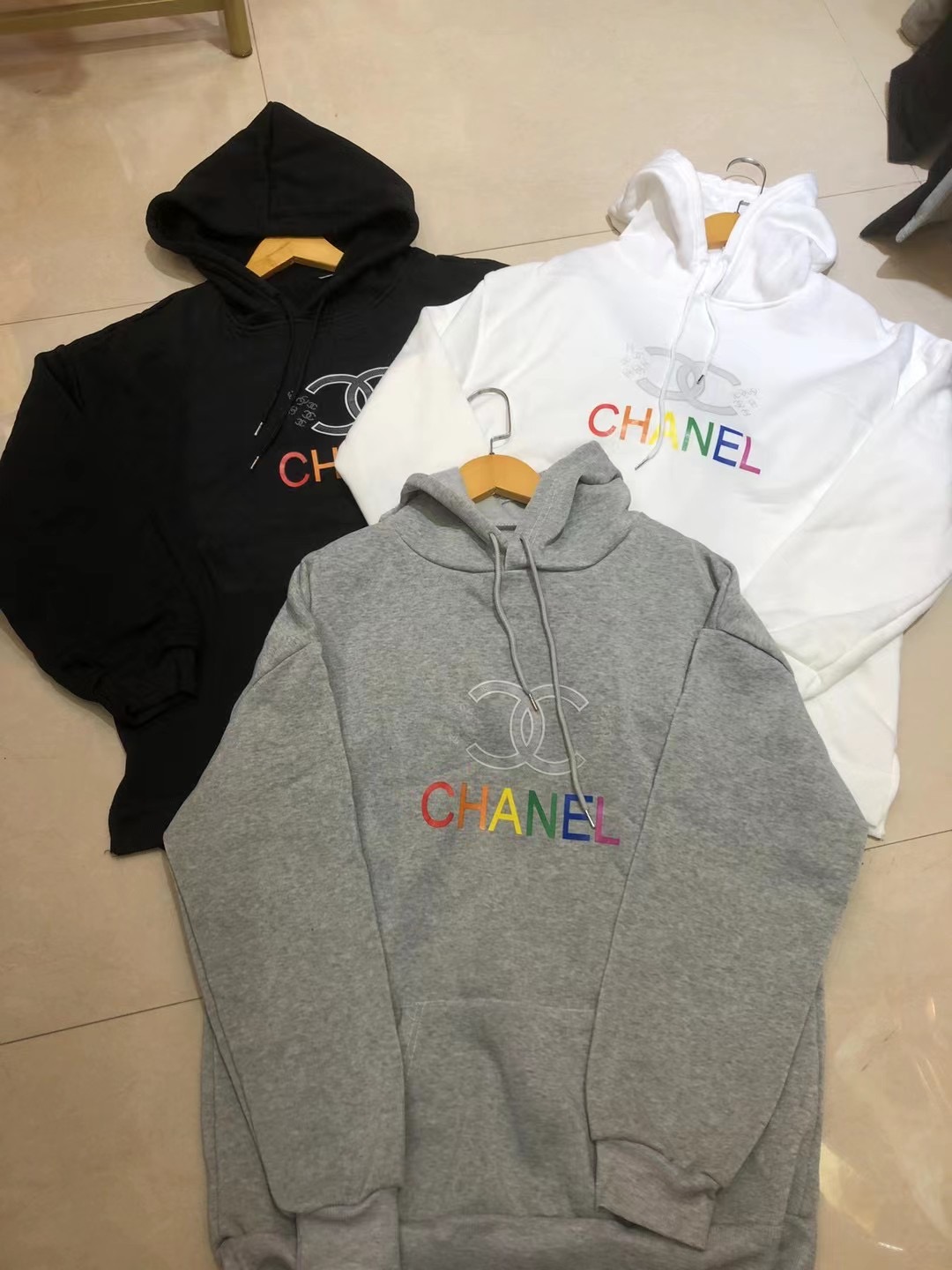 هودی Chanel
