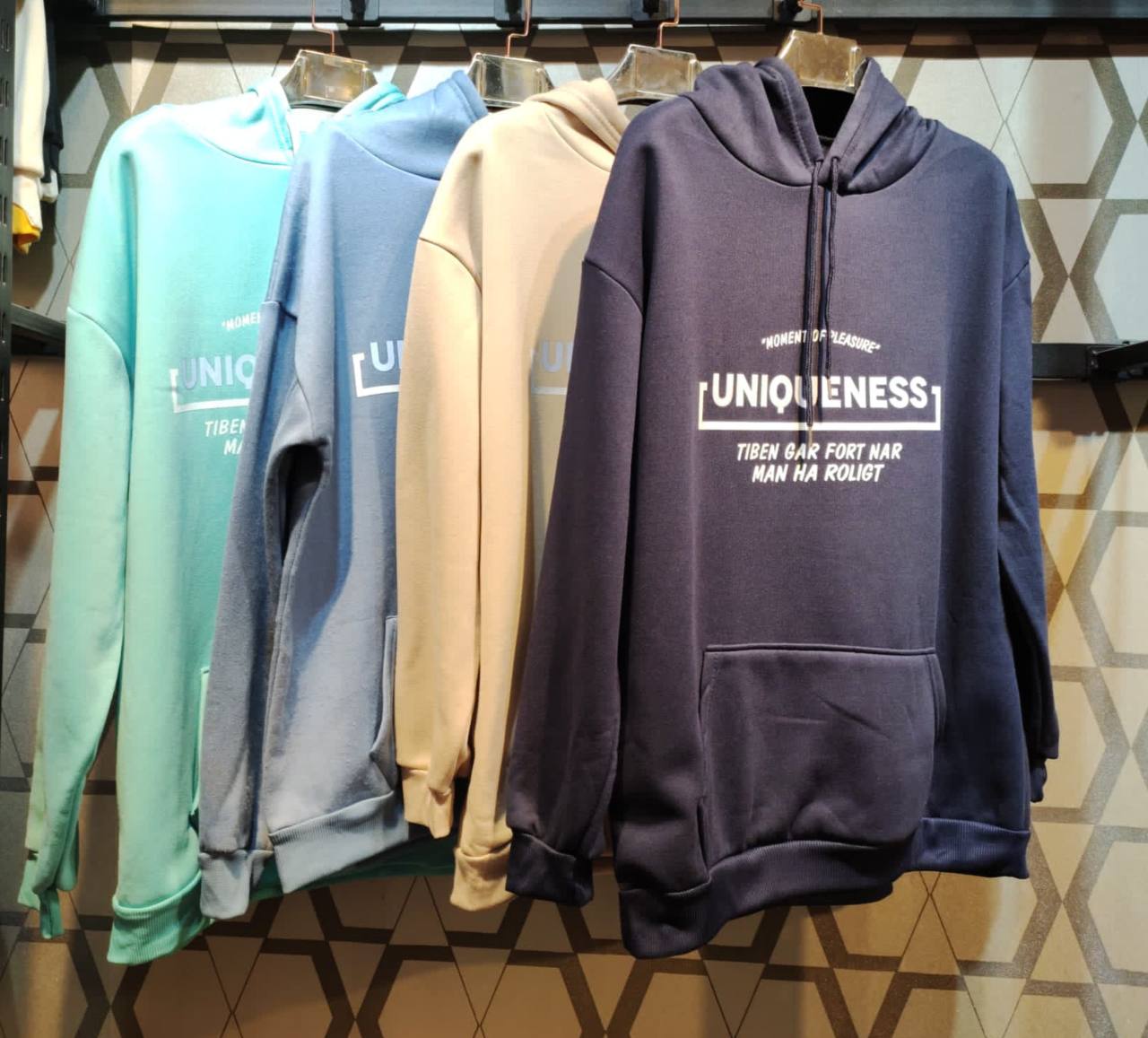 هودی UNIQ - Image 2